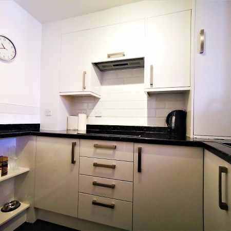 דירות ברייטון Marina Living With Parking, Balcony, Quiet And Secure מראה חיצוני תמונה