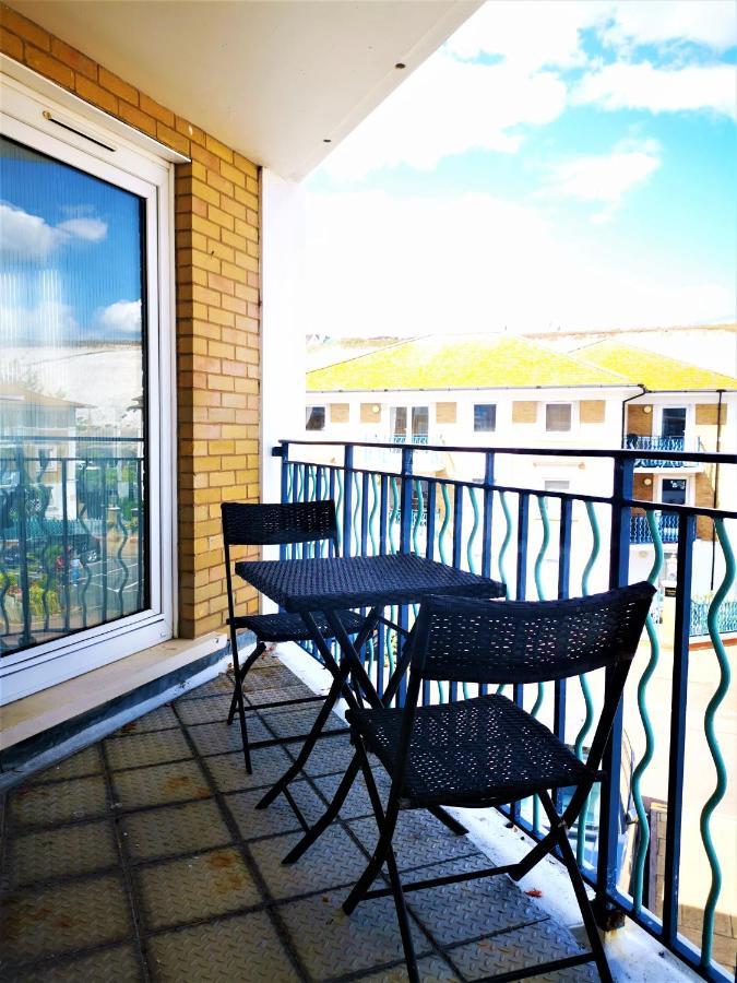 דירות ברייטון Marina Living With Parking, Balcony, Quiet And Secure מראה חיצוני תמונה
