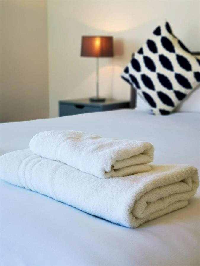 דירות ברייטון Marina Living With Parking, Balcony, Quiet And Secure מראה חיצוני תמונה