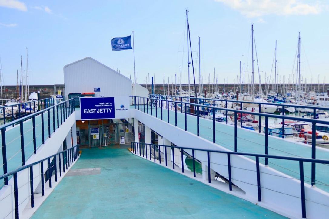 דירות ברייטון Marina Living With Parking, Balcony, Quiet And Secure מראה חיצוני תמונה